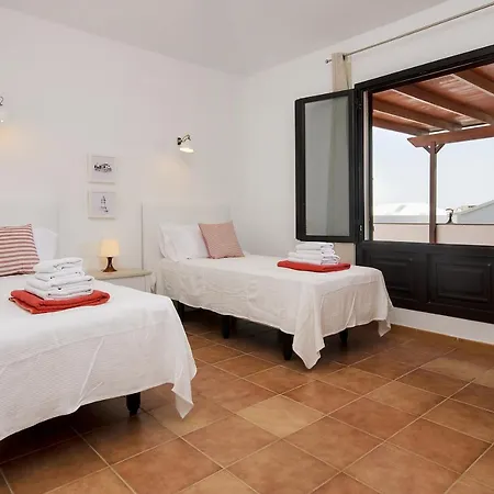 Las Casas De Abajo Holiday home Tias